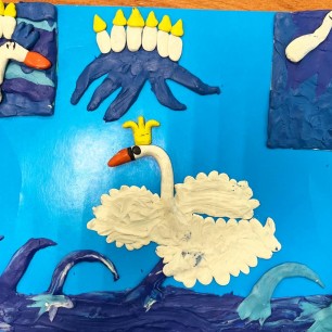 Сказка о царе Салтане, о сыне его славном и могучем богатыре князе Гвидоне Салтановиче и о прекрасной царевне Лебеди