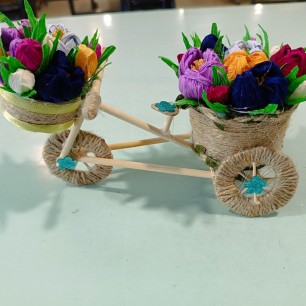 "Цветы в подарок без причины"