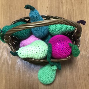 Корзинка с фруктами