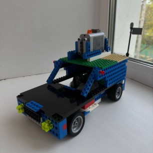 Лего машина