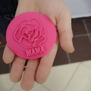 Медальон для мамы (3D-цветочек)