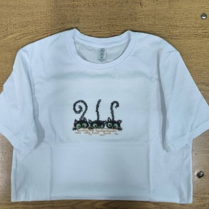 Оформление одежды ,вышивкой бисером "Коты"