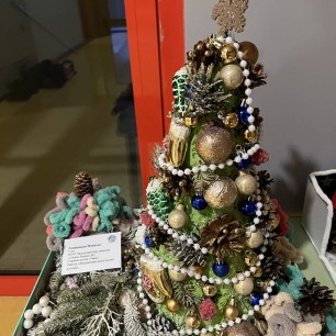 Волшебная новогодняя елочка