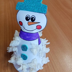 Весёлый снеговик.