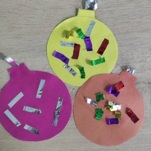 Новогоднии игрушки