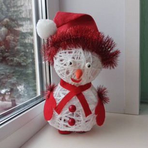 Новогодний снеговик
