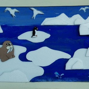 На льдине...