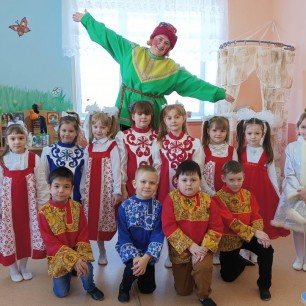 "Ой, да Масленка, ой, да шикорая!"