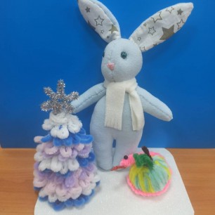 Зайчишка у волшебной ёлочки