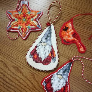 Игрушки для елки