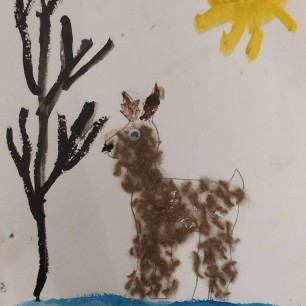 Лось в зимнем лесу