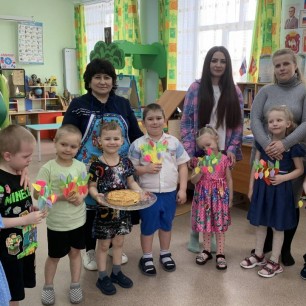 Весенний праздник