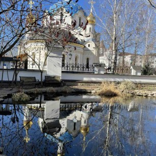 "Весенний свет благодати"