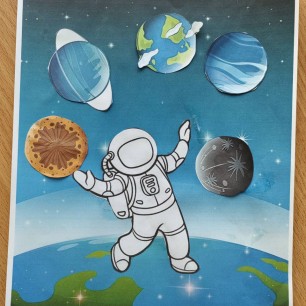 Космонавт