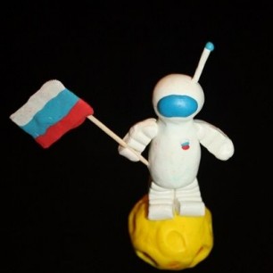 Космонавт