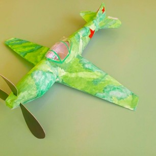 "Военный самолёт"