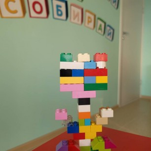 "Лего-цветок"