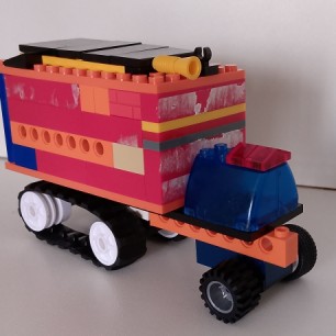 Фургон-вездеход