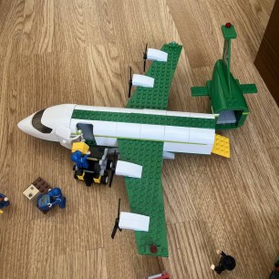 Грузовой самолет ✈️