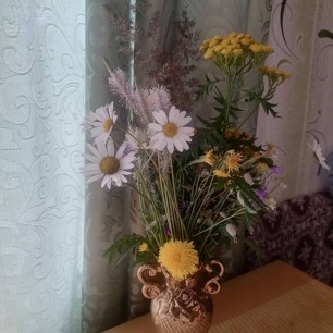 Букет для мамы - мы собрали сами.