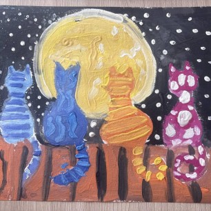 Кошки смотрят на луну