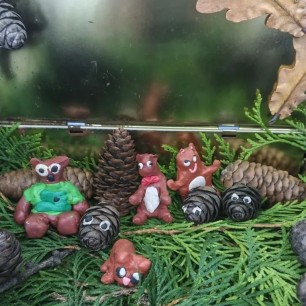 Поделки из шишек