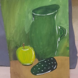 Кувшин на столе