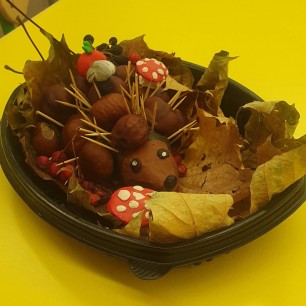 Ёжик и грибочки