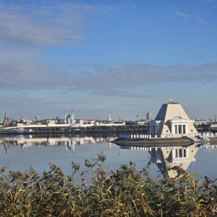 Храм-памятник воинам, павшим при взятии Казани в 1552 году в честь Нерукотворного Образа Спасителя