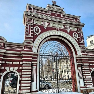 Юбилейная арка "Красные ворота" г.Казань