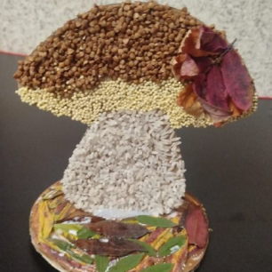 Осенний грибочек