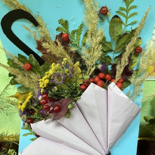 Осенний зонтик с цветами