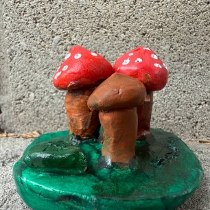 Поляна с грибами