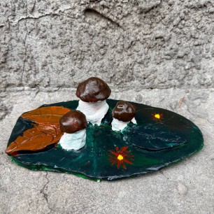 Осенняя полянка с грибами