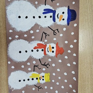 Семья снеговиков