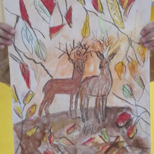 Олени в осеннем лесу