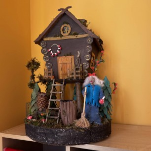 «Избушка на курьих ножках»