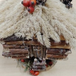 Лесная избушка