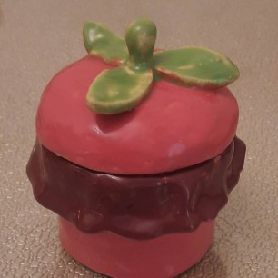 " Помидорчик"- конфетница