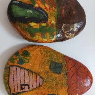 Роспись по камню. Как хорошо, когда есть дом.