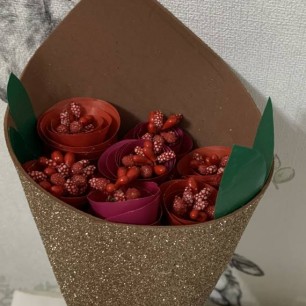 "Мамочке милой букет подарю, ведь свою мамочку очень люблю"