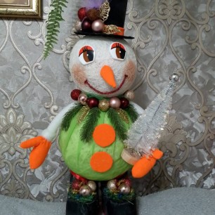 Снеговичок с ёлочкой