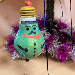 Новогодняя лампочка