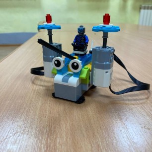 Летающий робот-самолёт "Пушка"