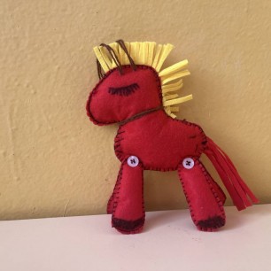 Веселая лошадка