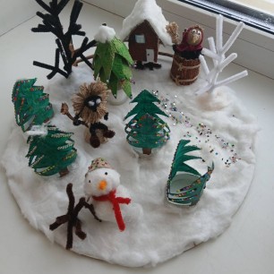 " В лесу у Деда Мороза"