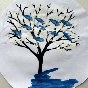 Парк снежком припорошило