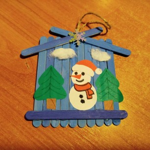 "Снеговик в лесу"