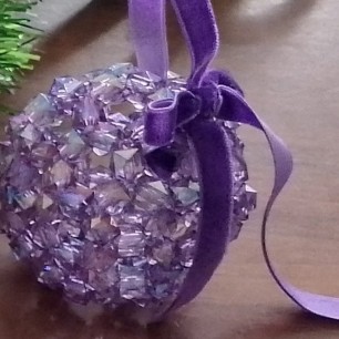 Аметистовый шар ручной работы