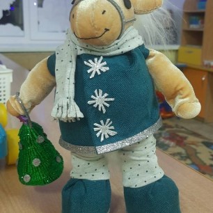 Новогодняя лошадка